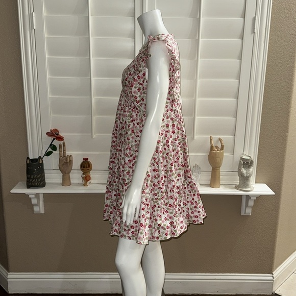 AQUA Floral V-Neck Tiered Mini Dress - Picture 6 of 11